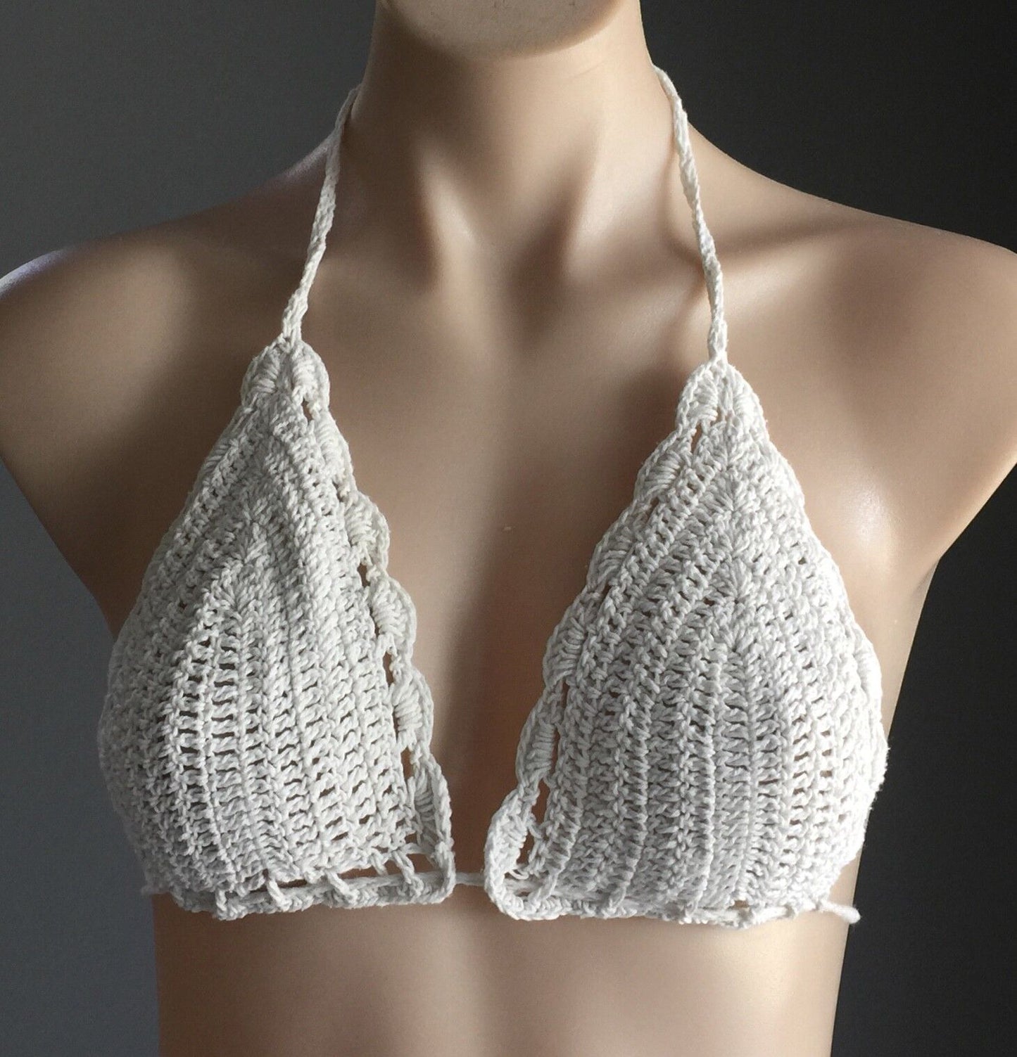 Vintage 1970s Bikini Top White Crochet Bohemian Hippy Festival Size 8  10  (2)