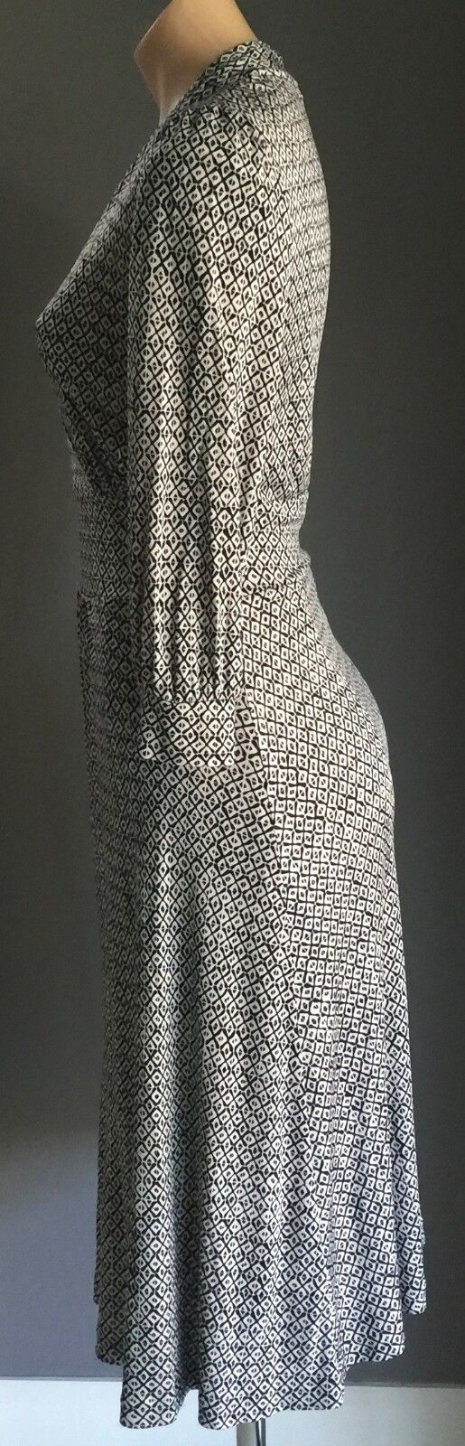 SPORTSCRAFT Empire Dress Navy White Tile Print 3/4 Sleeve Size 8 10 Gorgeous