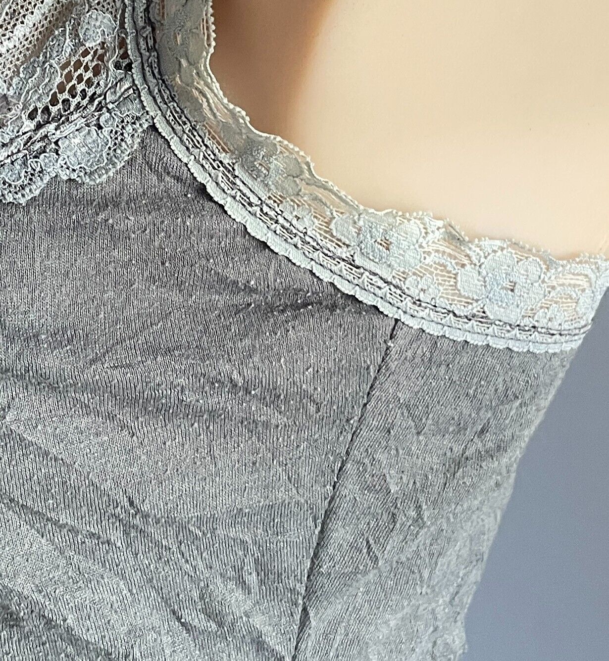 CKM Top Grey Wrinkle Look Cami Sleeveless Lace & Sequin Trim Cami Size S 10