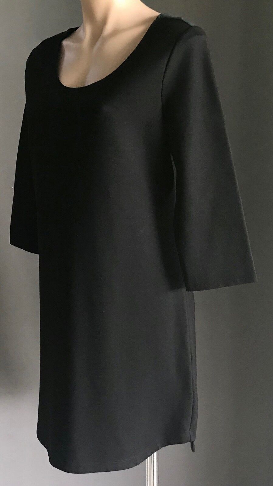 PIPER Shift Dress Black & Green Trim 3/4 Sleeve Cut Out Back Stretch Size 12 NEW