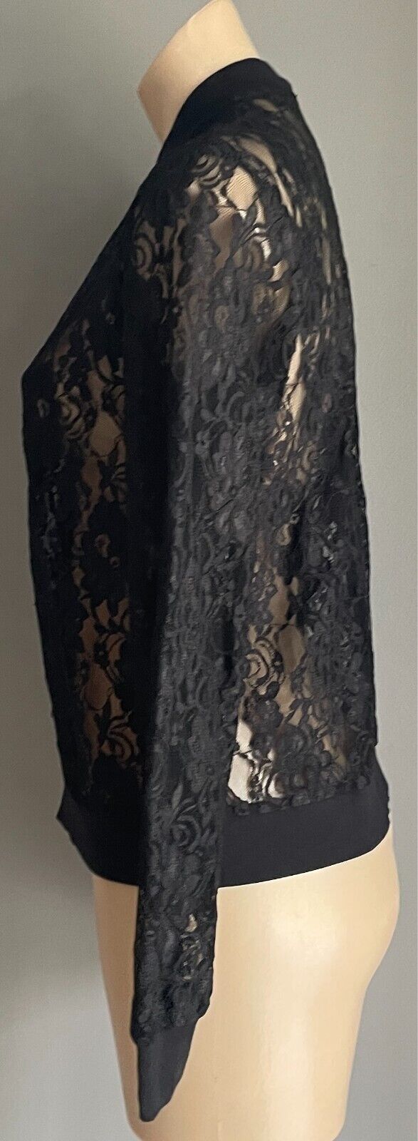 ATMOSPHERE Jacket Black Floral Lace Zip Front Bomber Style Size 10 Long Sleeves