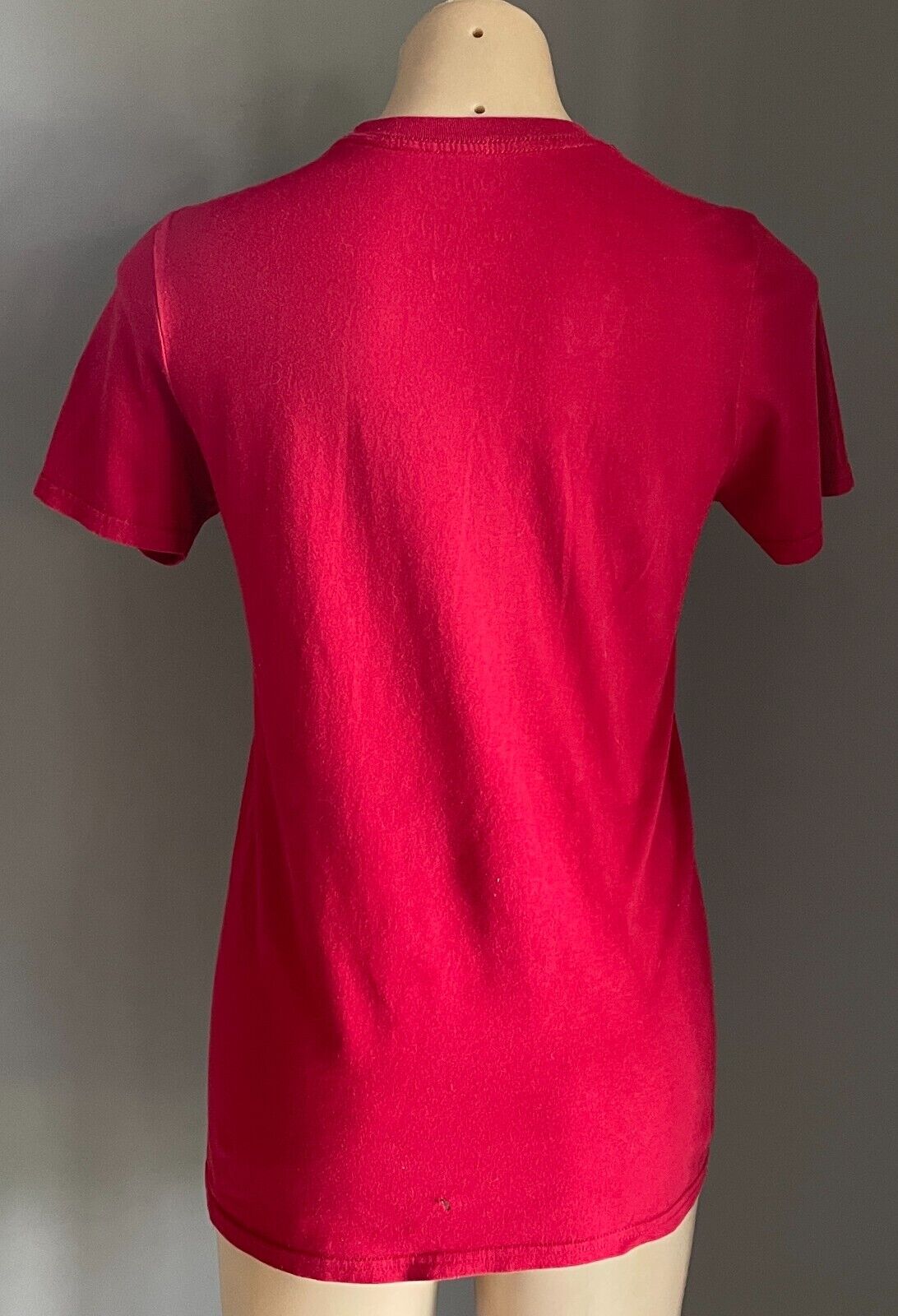 ASSASSINS CREED SYNDICATE Red T-Shirt Size S 10 Front Print Short Sleeve Cotton