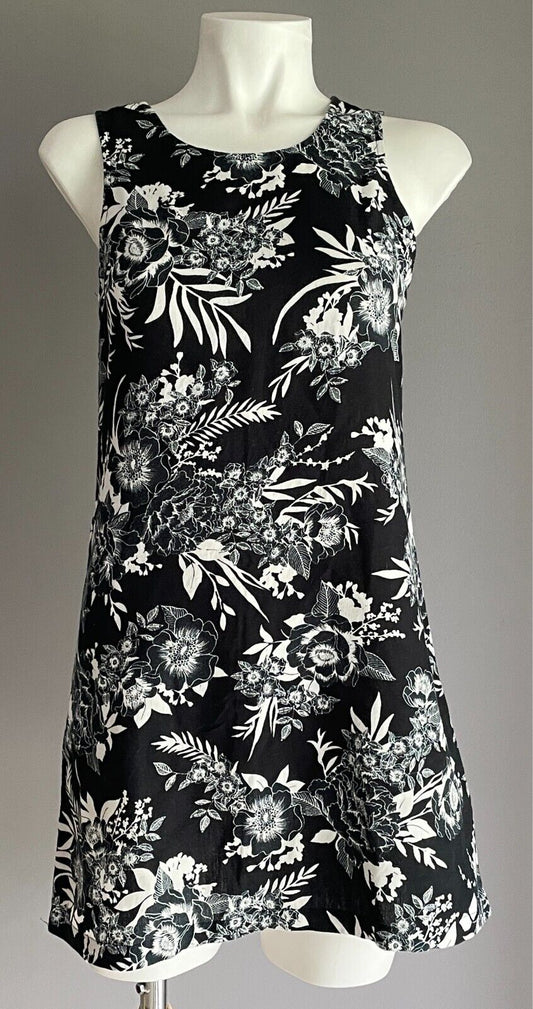 BILLABONG Black & White Floral Dress Size 6 Mini Length Sleeveless Cotton Flax