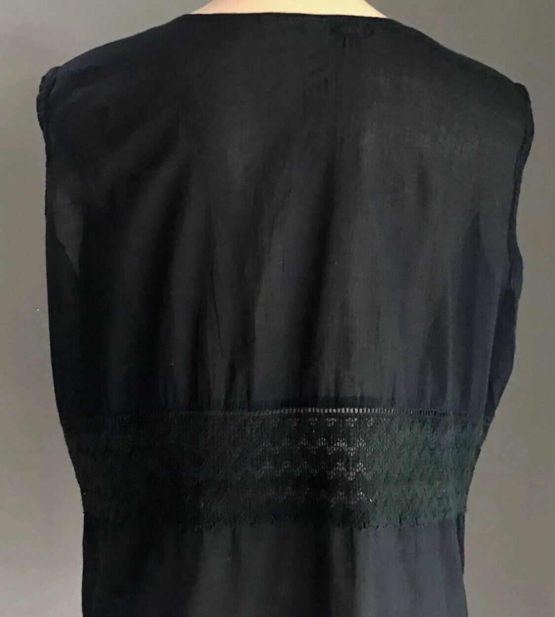 JENDI Top Black Lightweight Cotton Sleeveless V-neck Plus Size XL 18 NEW