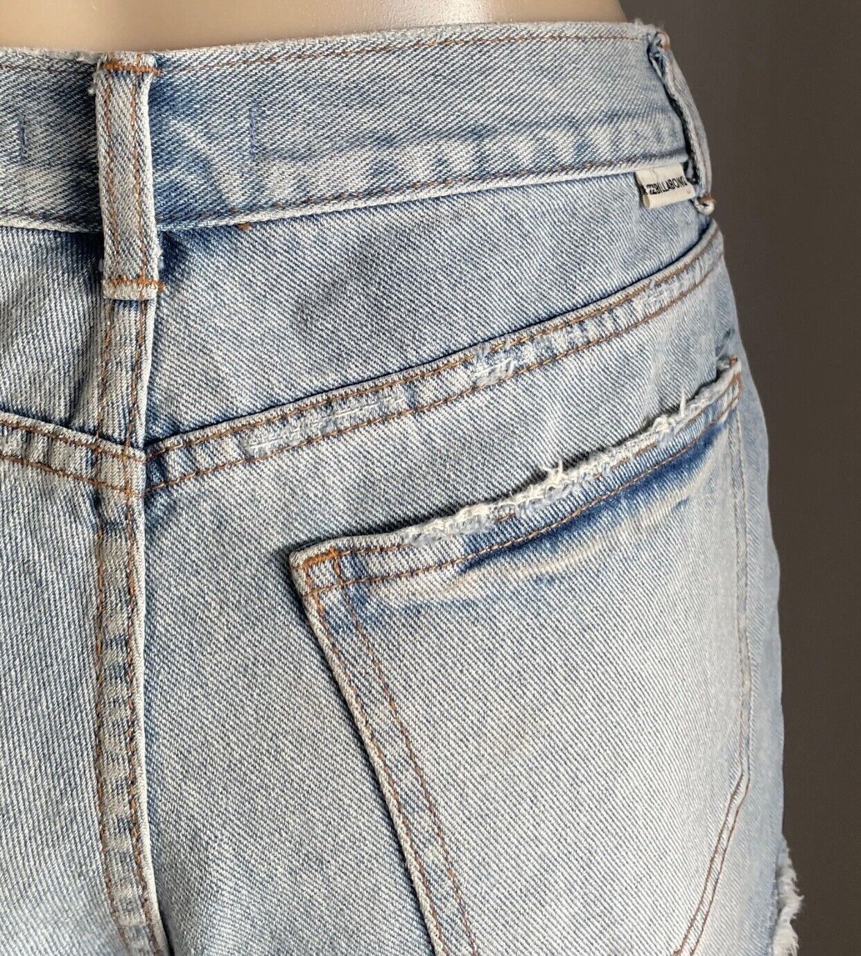 BILLABONG Faded Blue Denim Jeans Shorts Cut Off Distressed Size 28 / 78cm Waist