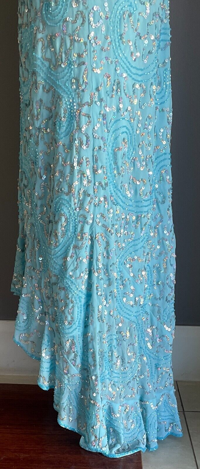 ANGELINE Dress Blue Sequin & Beaded Halter Neck Mermaid Gown Ladies Size 12 NEW