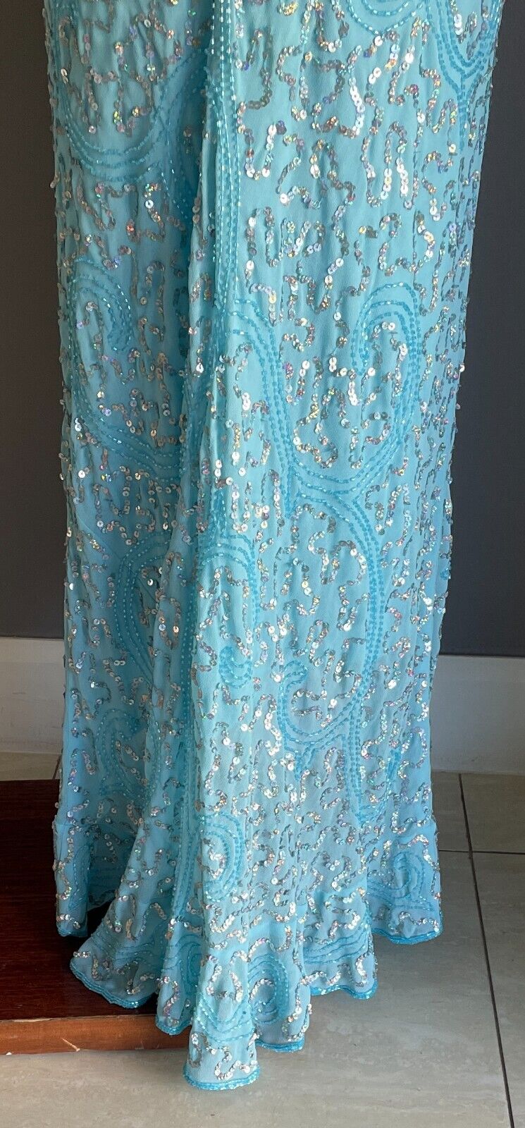 ANGELINE Dress Blue Sequin & Beaded Halter Neck Mermaid Gown Ladies Size 12 NEW