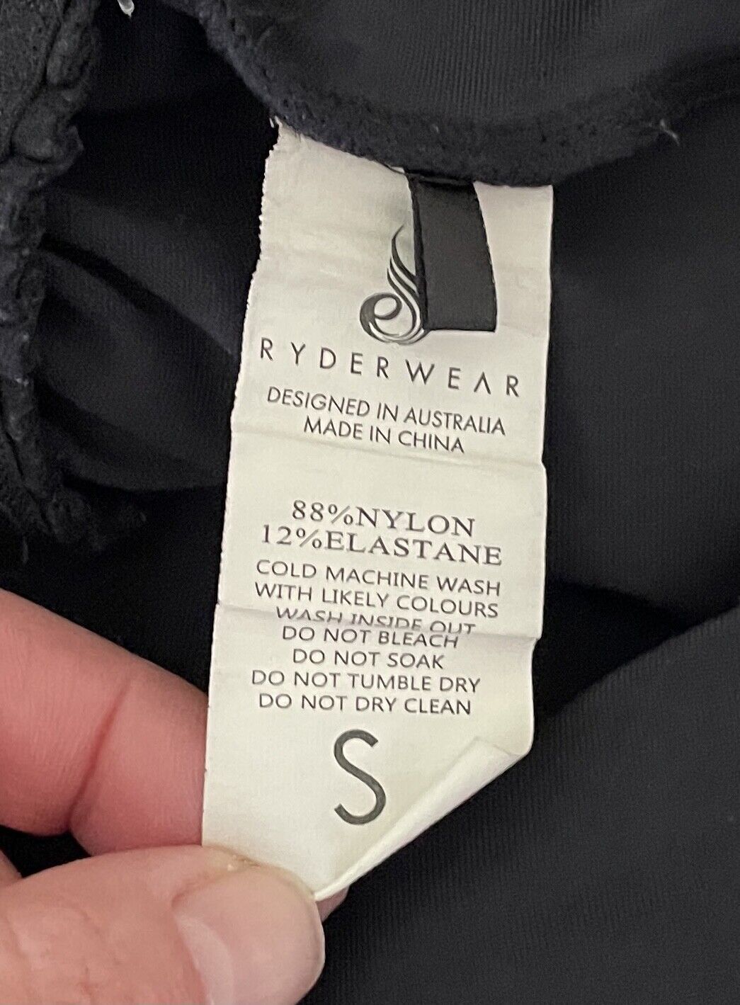 RYDERWEAR Leggings Scrunch Bum Black Stretch Bike Shorts Sz S Gym Run Activewear