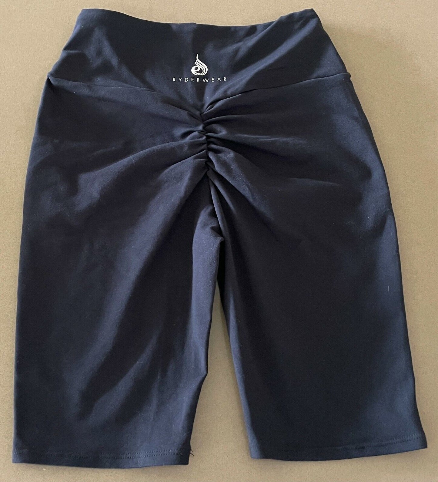 RYDERWEAR Leggings Scrunch Bum Black Stretch Bike Shorts Sz S Gym Run Activewear