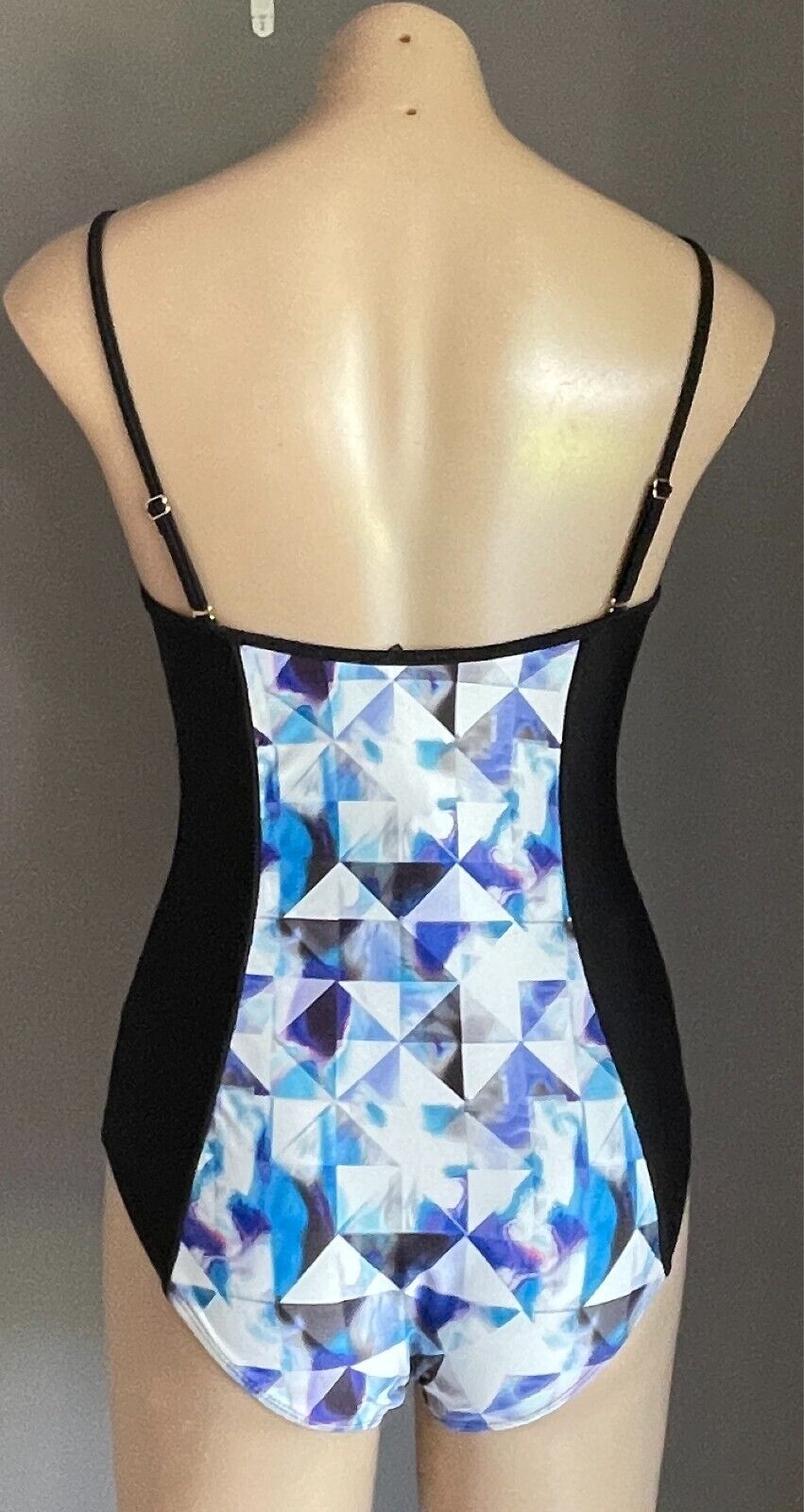 RIVER ISLAND Black & Contrast Print One Piece Swimsuit Size 12 Moulded Cups Zip