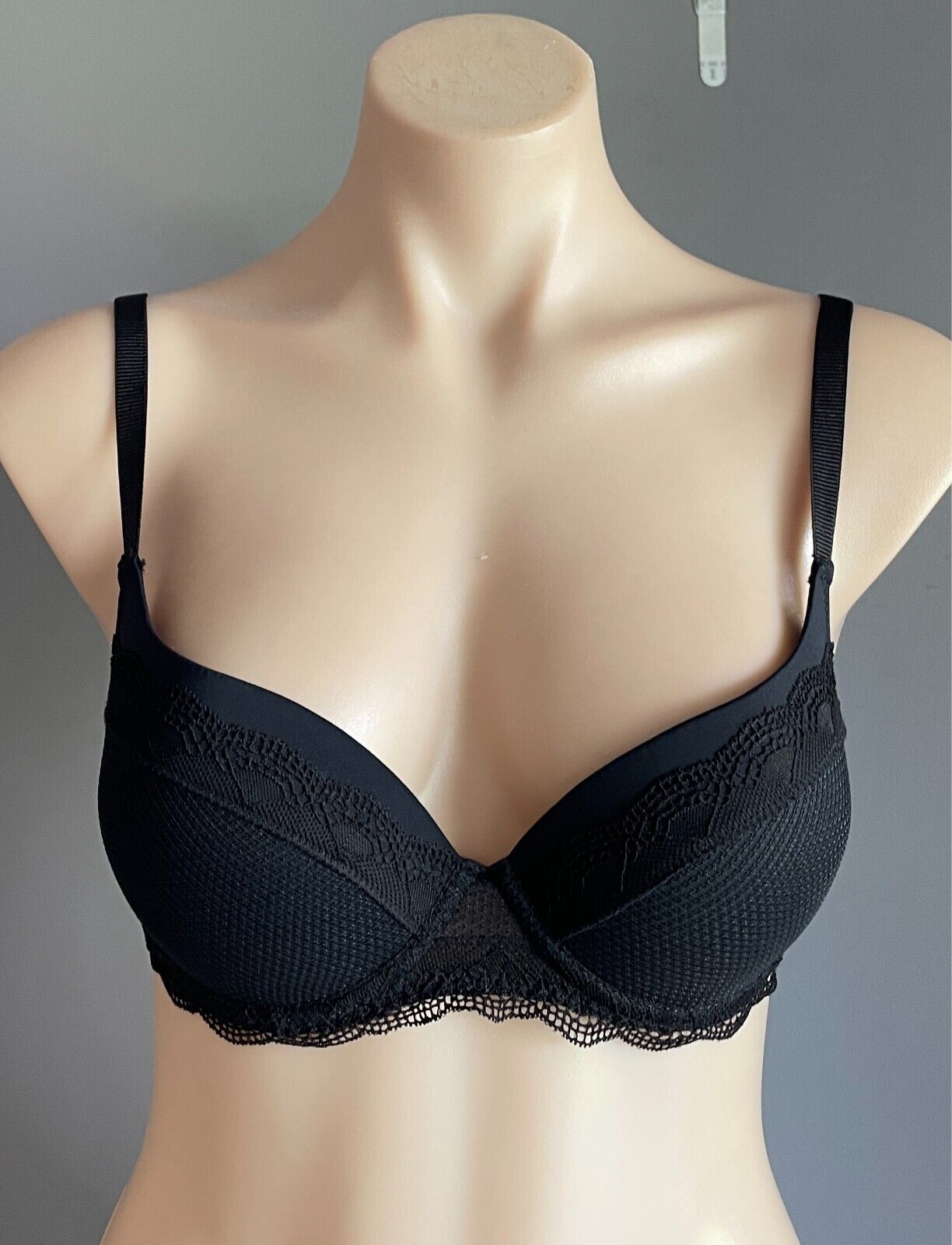 ANKO Black Push Up Bra Size 12B Extra Padding Underwire Adjustable Straps
