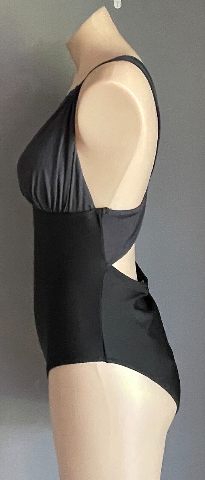 CUPSHE Black V-Neck One Piece Swimsuit Size L Twisted Back Contrast Rib Fabric