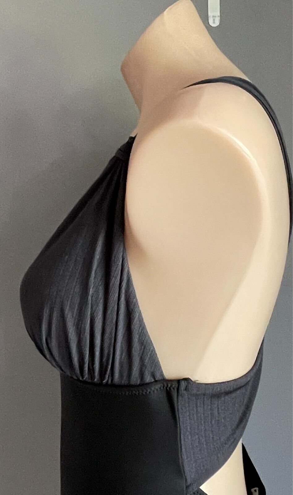 CUPSHE Black V-Neck One Piece Swimsuit Size L Twisted Back Contrast Rib Fabric