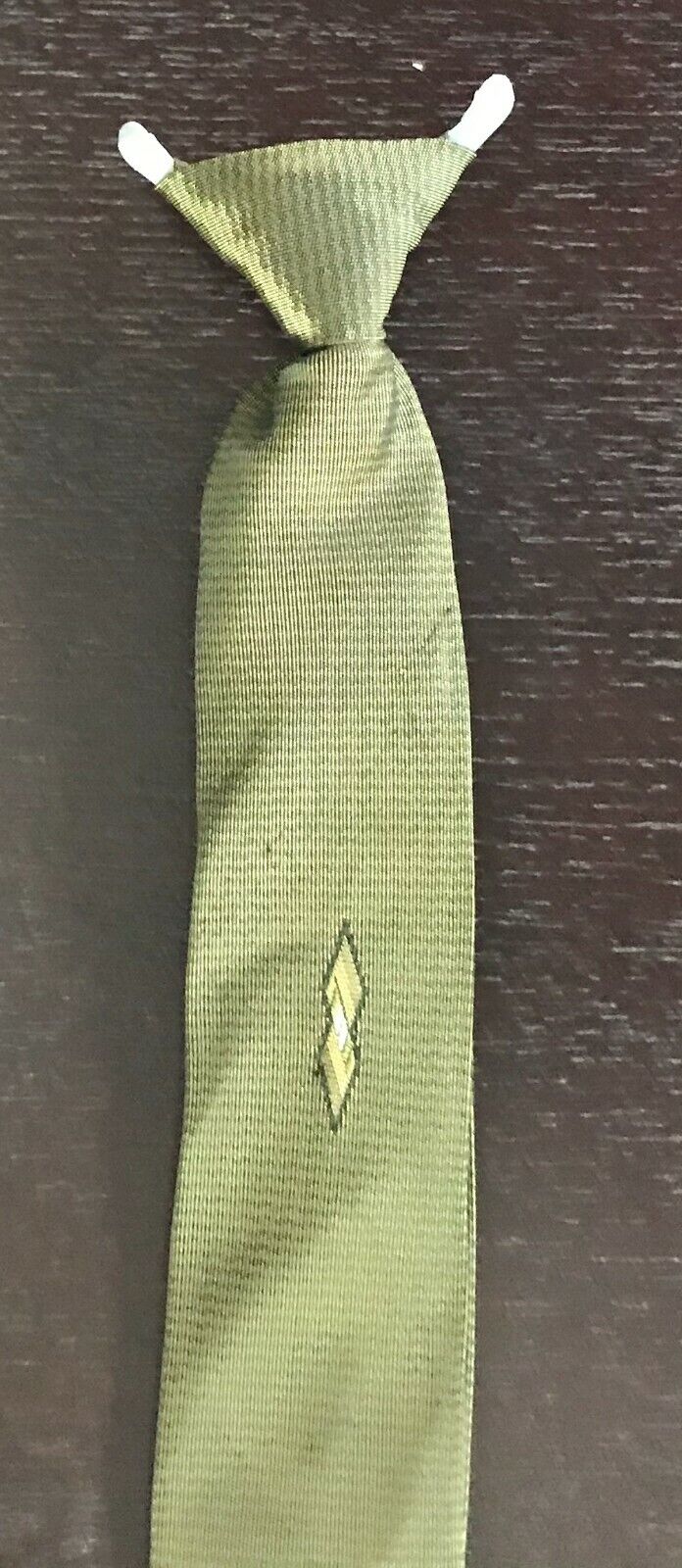 Iridescent Green Mens Vintage Pre-Tied Clip On Thin Tie