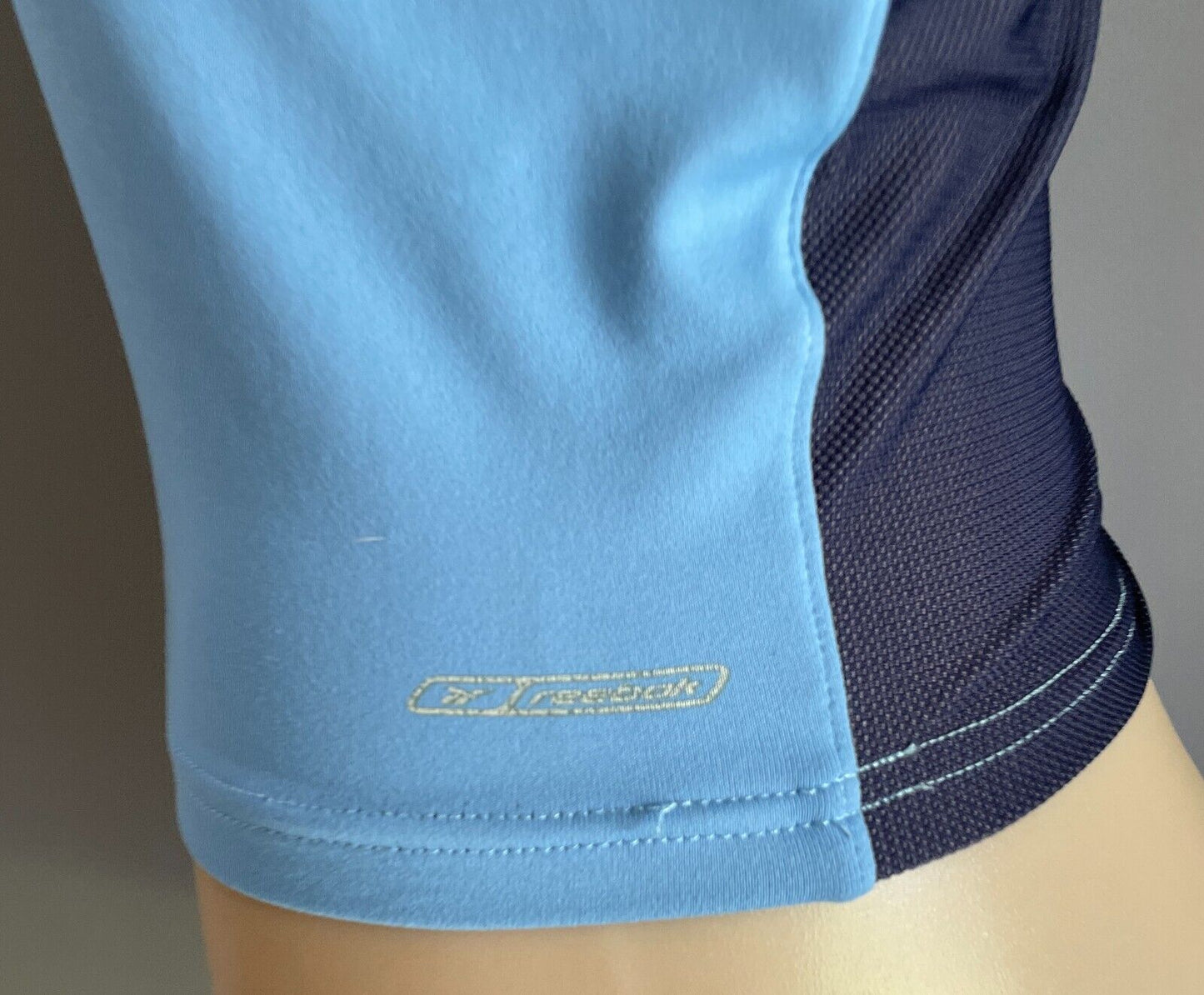 REEBOK Top Blue Navy Blue Sleeveless Stretch Racer Back Singlet Sz 10 Shelf Bra