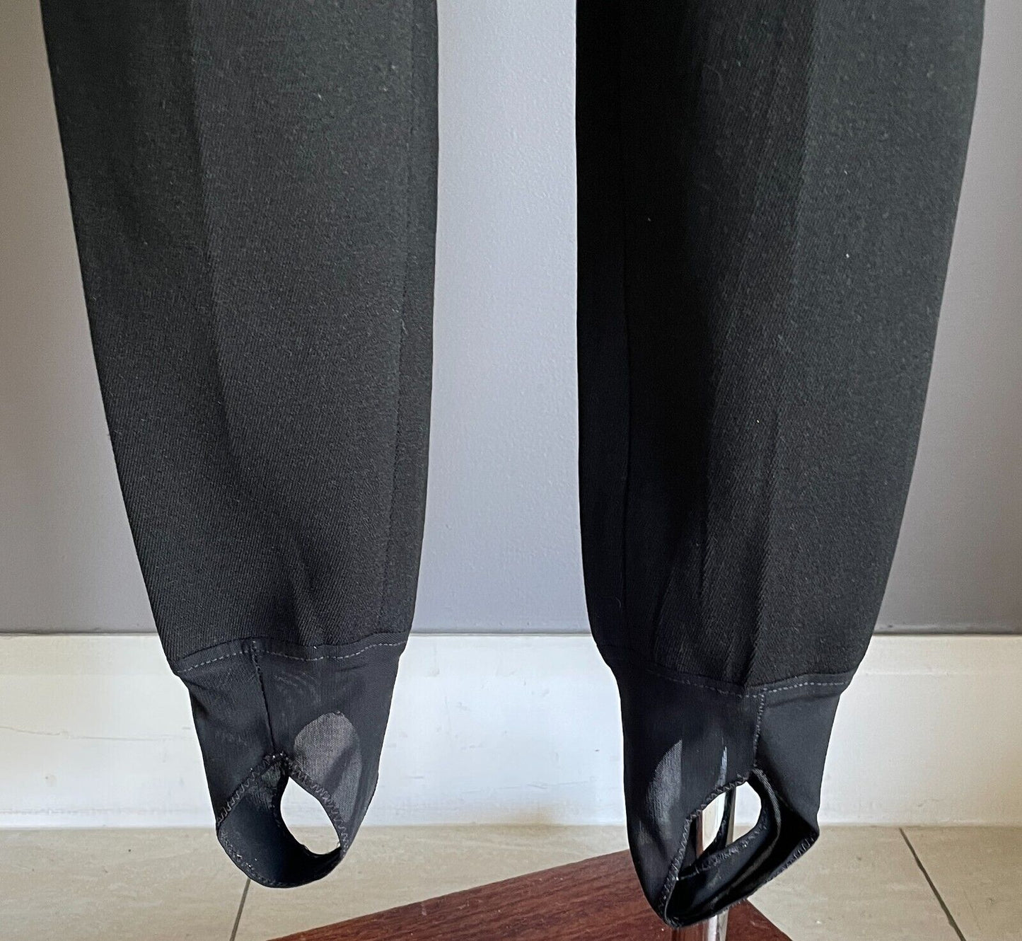 ENER-G Black Stretch Stirrup Leg Ladies Pants Ladies Size 12 Heavy Fabric