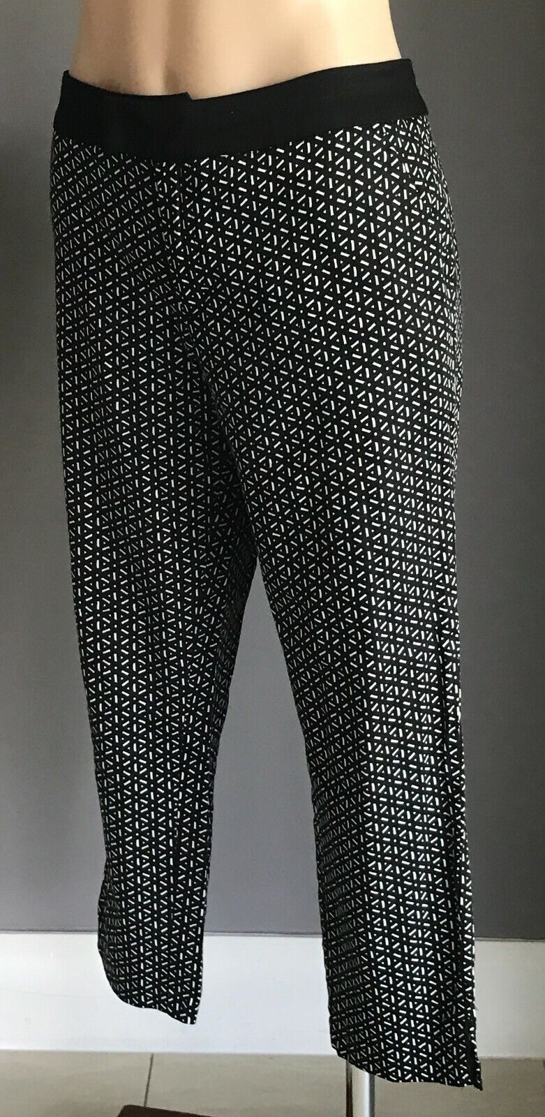 NOW Pants Black & White Geo Print Crop Straight Leg Trousers Ladies Size 12