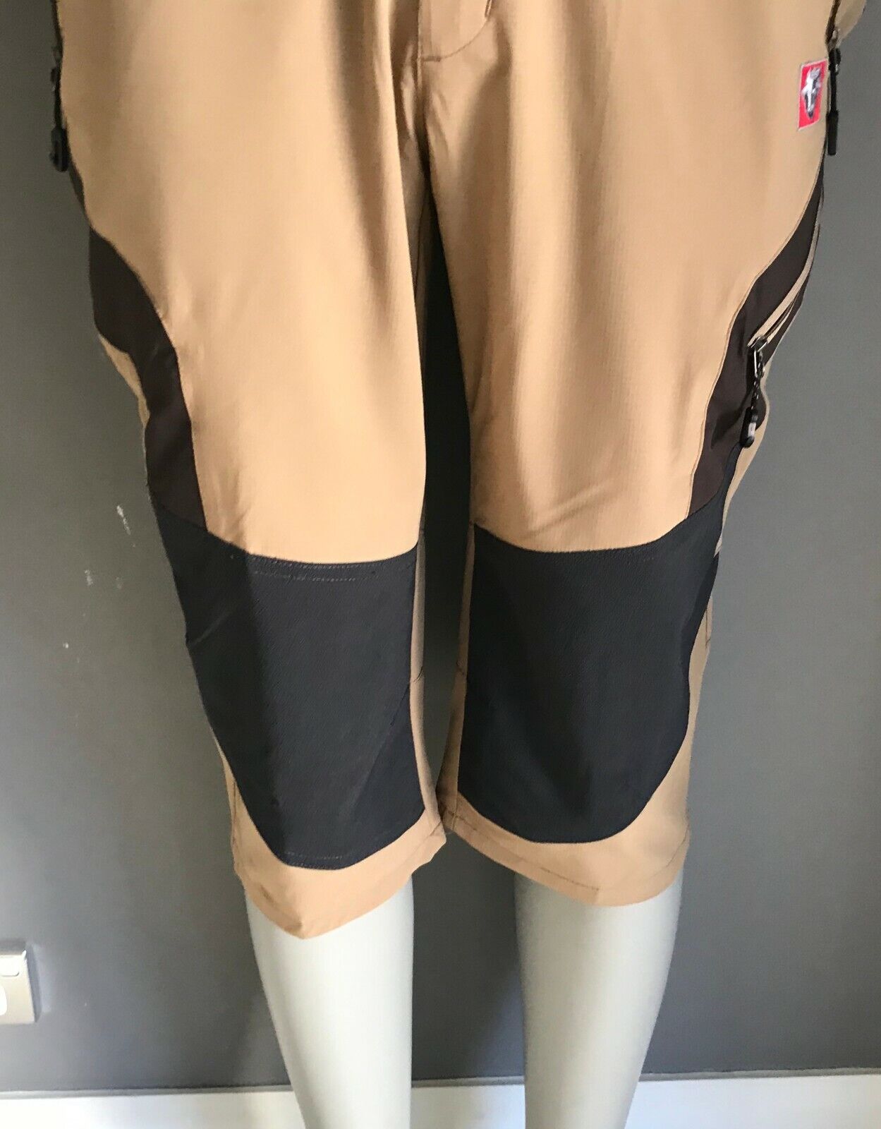 Mens BLACK YAK Pants Khaki & Brown Extreme Peak Quick Dry Hiking Capri Size 36