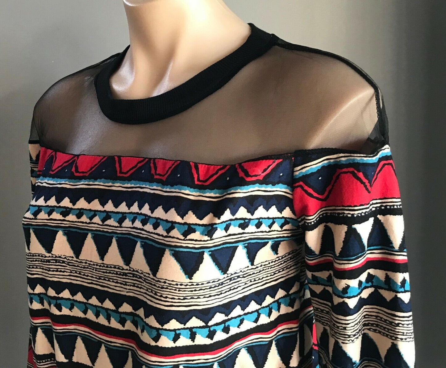 SWEATER Top Geo Print Mesh Net Red Blue Black Beige Long Sleeve Size 10 Retro