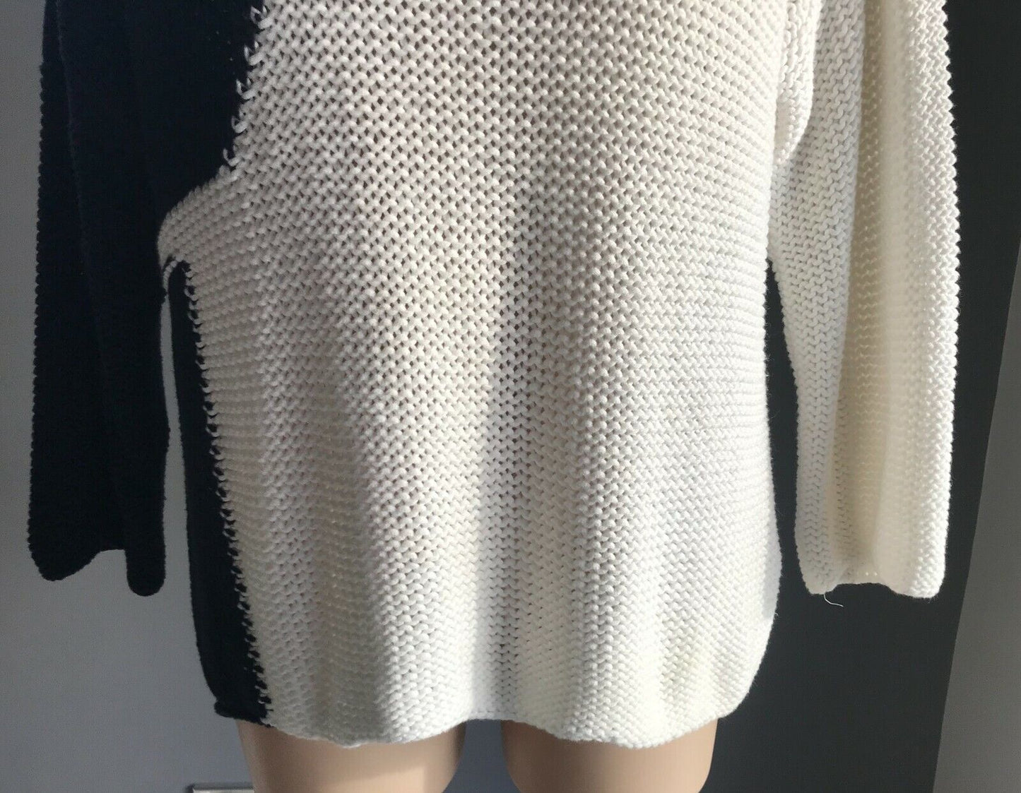 UNITED COLORS OF BENETTON Jumper White & Navy Chunky Knit Long Sleeve Size S