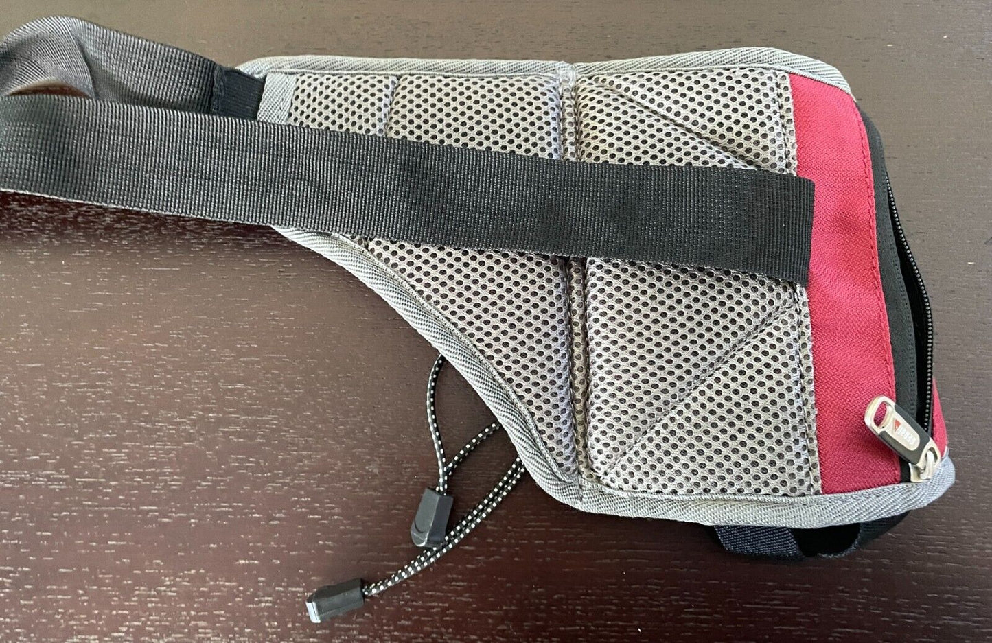 DENALI "Aquarius" Water Bottle Holder Activewear Belt Bum Bag Camping Hiking NEW