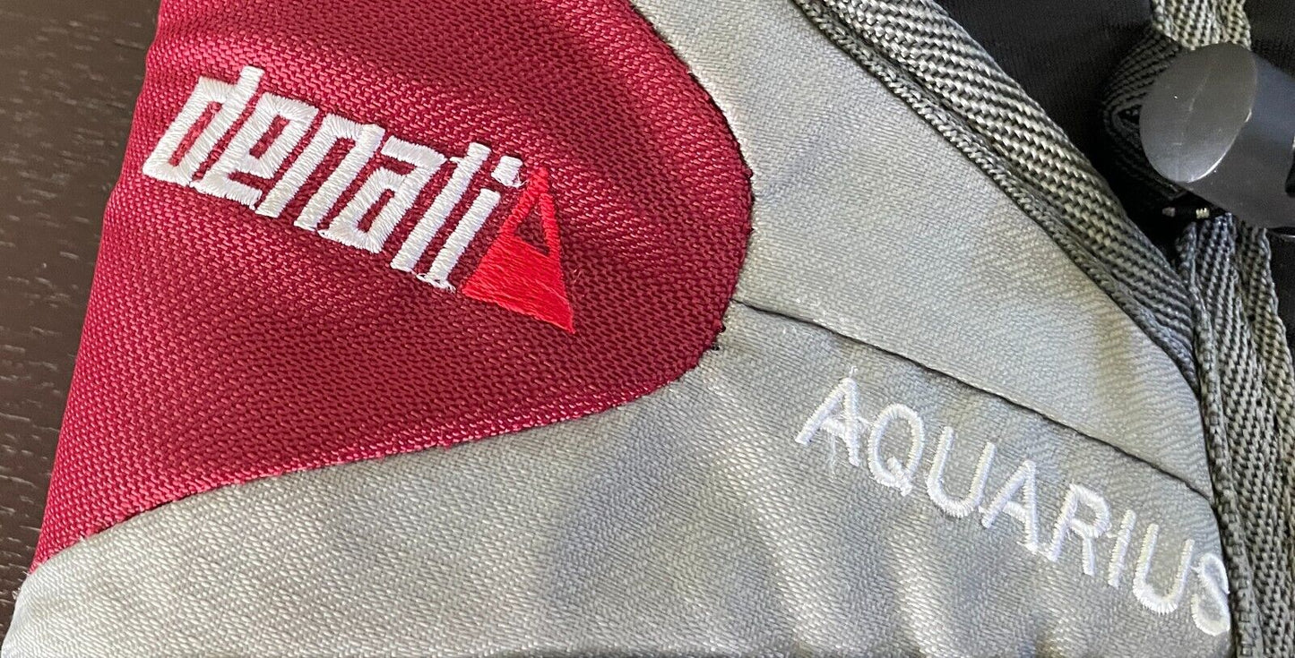 DENALI "Aquarius" Water Bottle Holder Activewear Belt Bum Bag Camping Hiking NEW