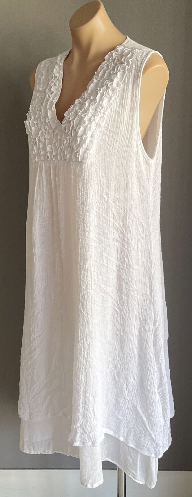 BEAUT'E FASHION Dip Hem Dress White Sleeveless Wrinkle Look A-Line Midi Size XL