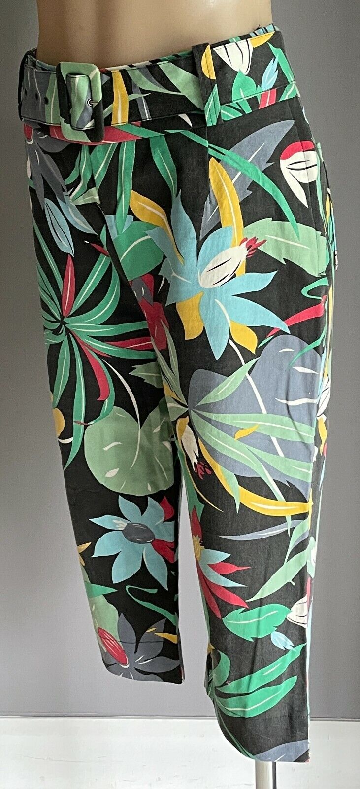 REVIVAL Crop Pants Tropical Floral Print Cropped Pants w Belt at Waist Size 14