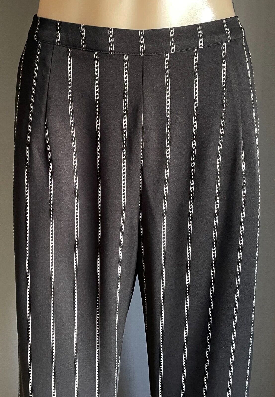 ATMOS & HERE "Senorita" Pants Black White Fabric Flare Leg Notched Hem Sz 14 New