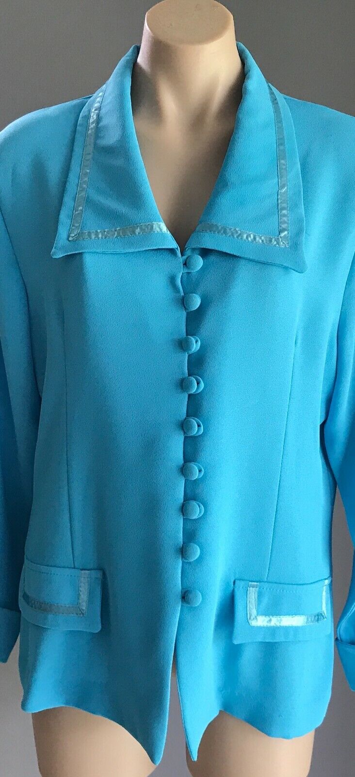 Vintage Ladies Jacket Single Breasted Sky Blue Long Cuffed Sleeve Blazer Size 14