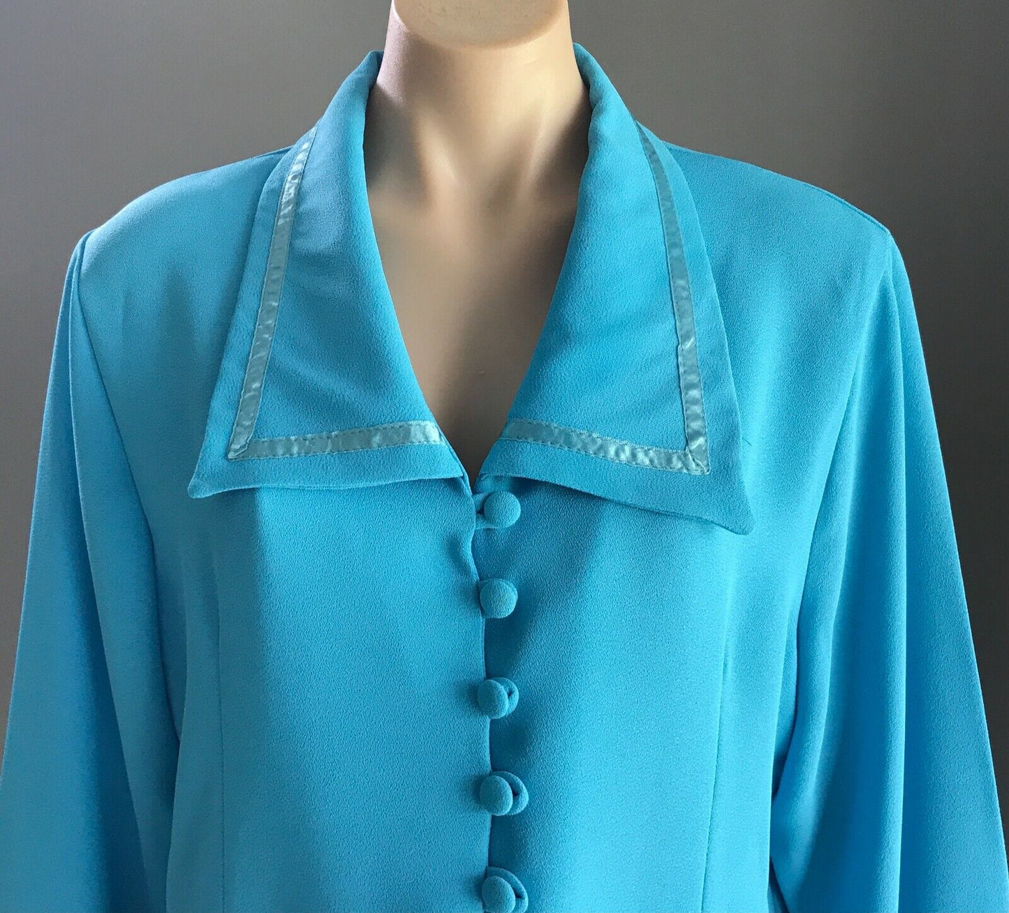 Vintage Ladies Jacket Single Breasted Sky Blue Long Cuffed Sleeve Blazer Size 14