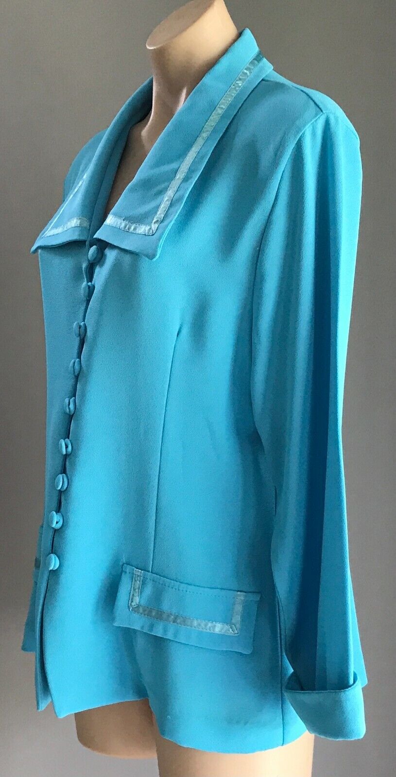 Vintage Ladies Jacket Single Breasted Sky Blue Long Cuffed Sleeve Blazer Size 14
