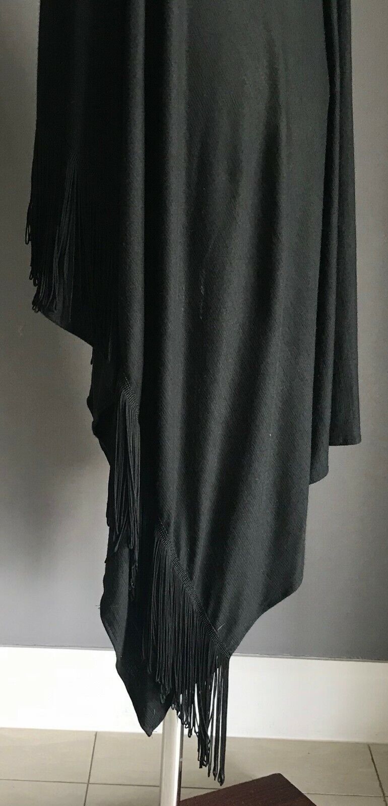 MUSEUM Drape Jacket Vest Black Sleeveless Fringed Asymmetric Hem Sz 1 AU 8 10