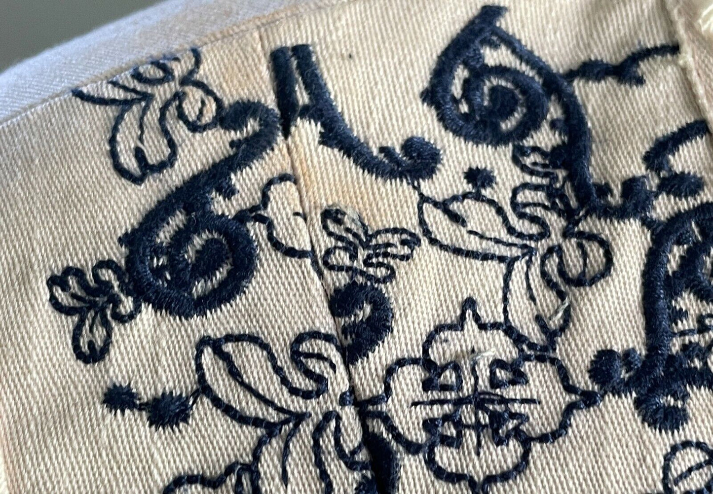 LOOBIE'S STORY Raw Edge Jacket Beige 3/4 Sleeve w Navy Embroidered Trim Size 10