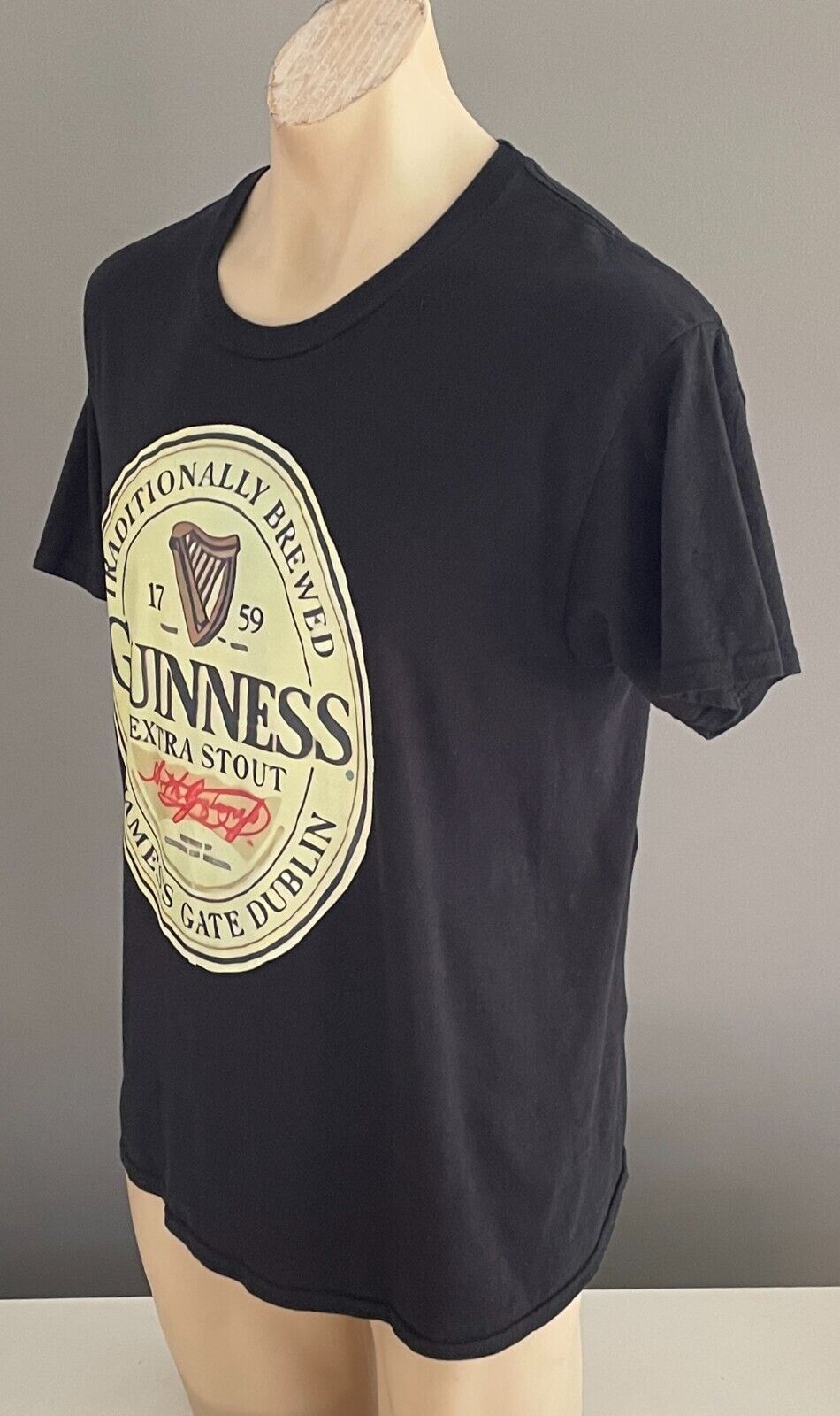 T-Shirt GUINNESS Extra Stout Logo Black Short Sleeve Chest 106cm Tee Dublin NEW