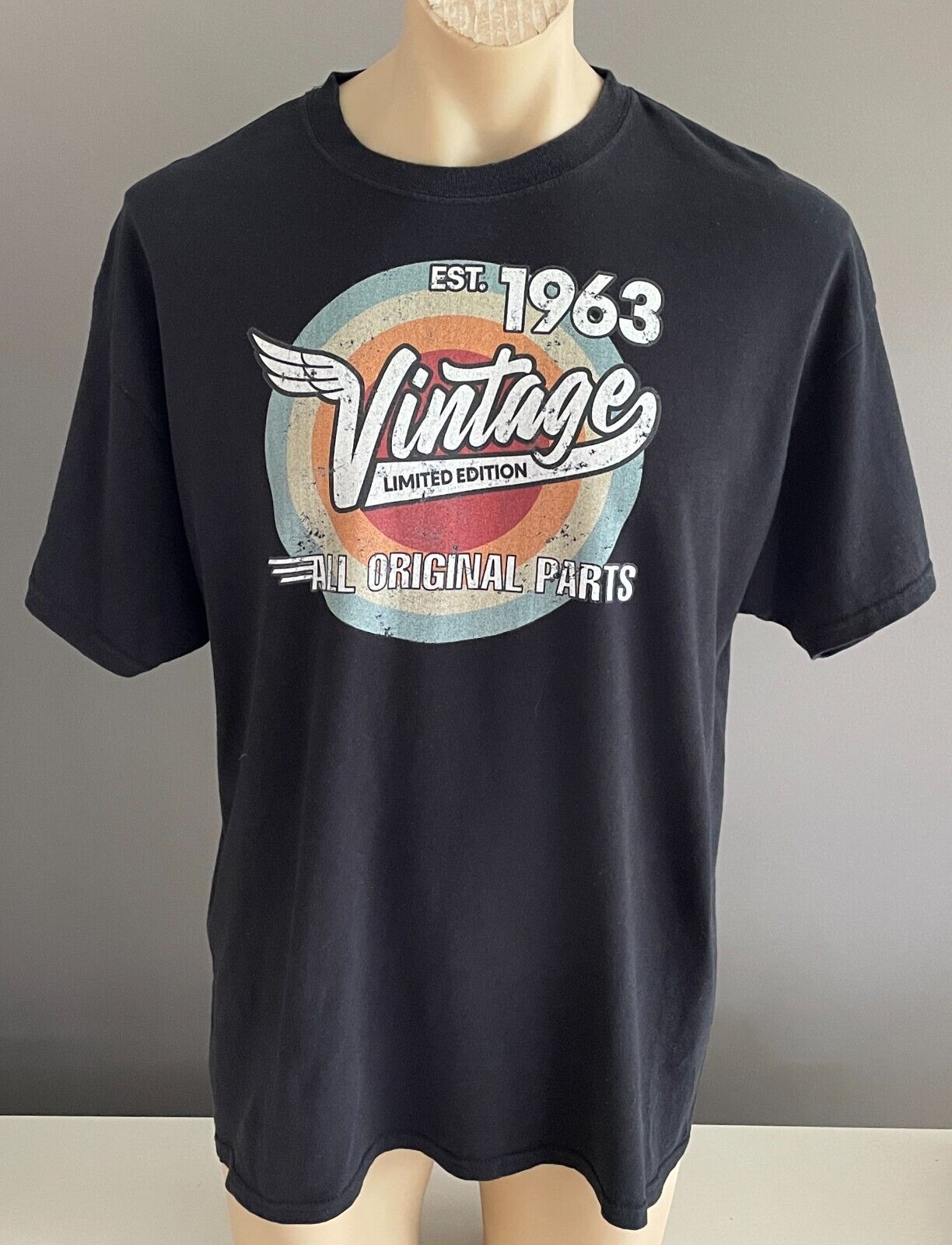 1963 Birthday Year T-Shirt Novelty Black GILDAN Distressed Size XL Chest 122cm
