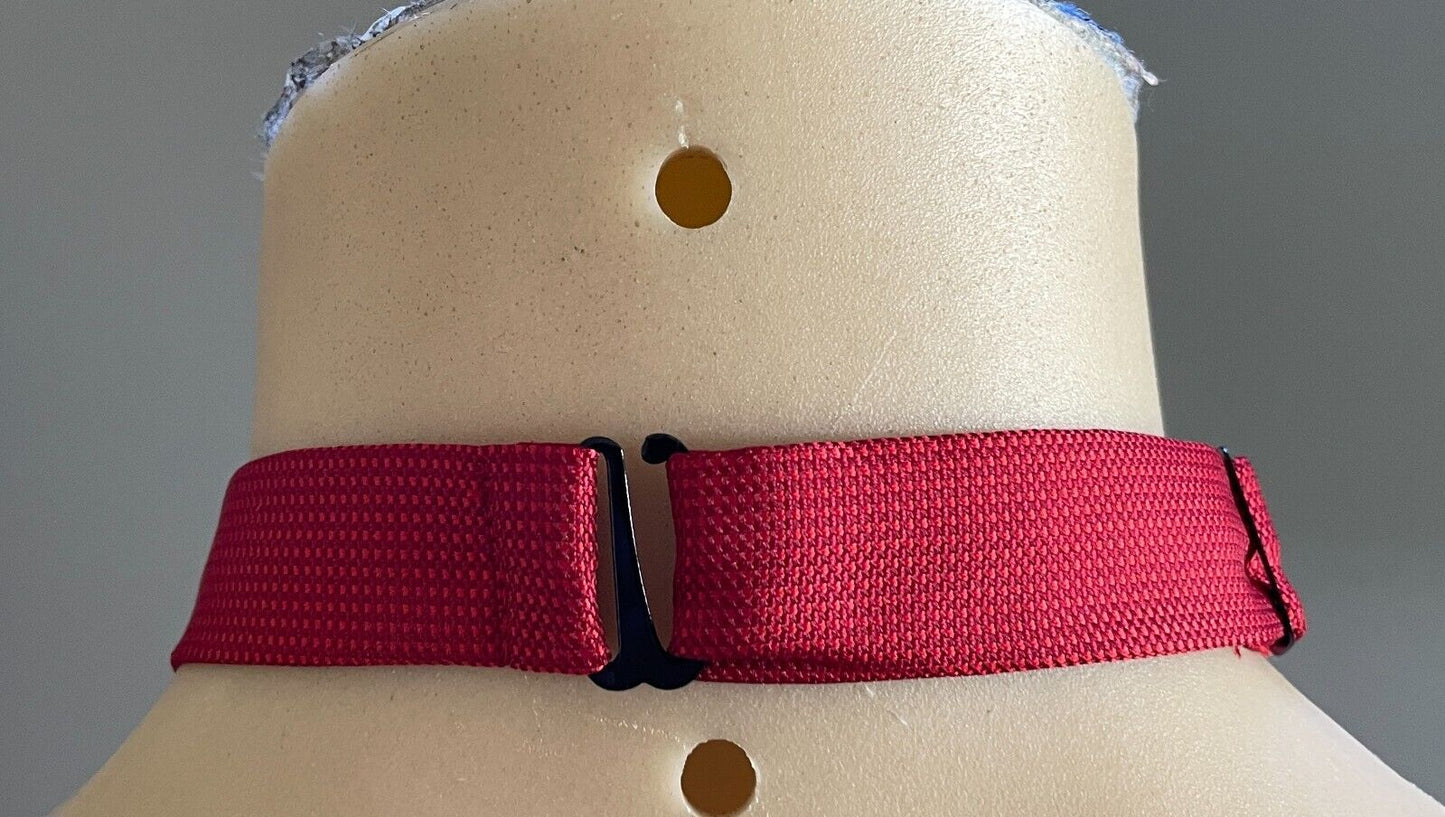Vintage Mens Pre-Tied Necktie Cravat Red Jacquard Puff Adjustable Clasp Closure