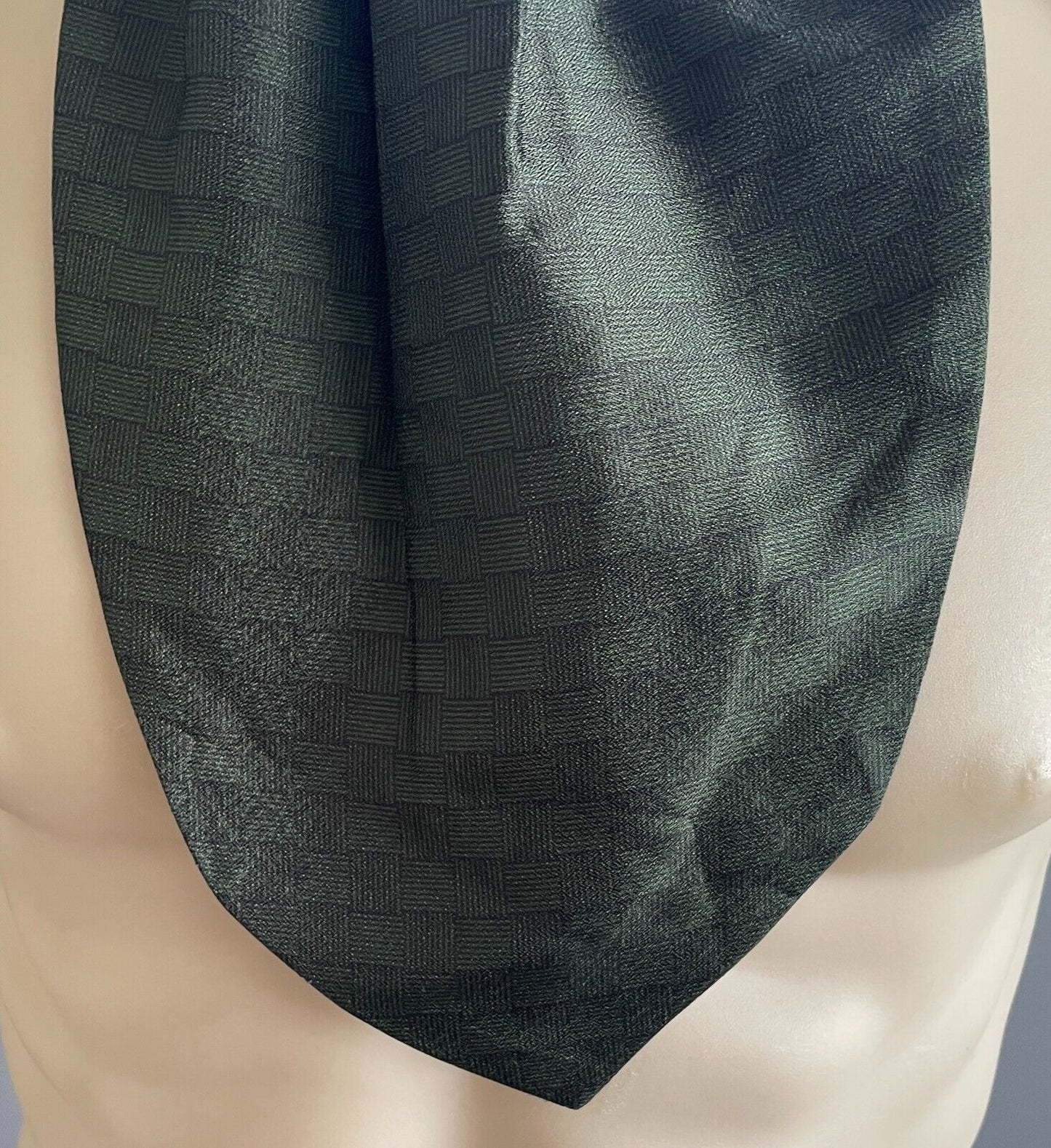TOOTAL CRAVAT Khaki & Faint Black Print Pre - Tied Neck Tie Ascot Mens Vintage