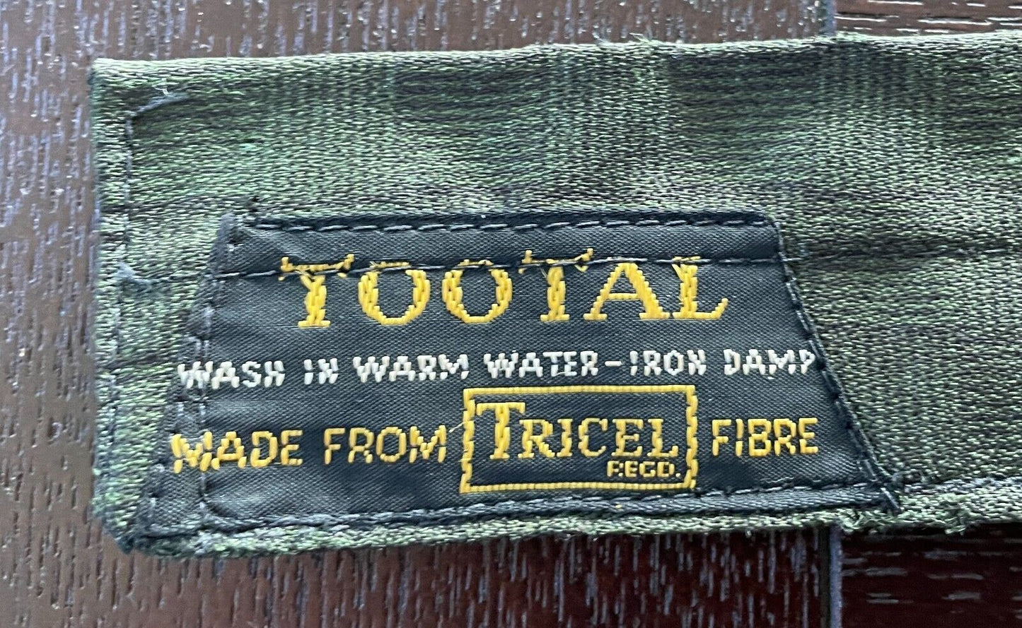 TOOTAL CRAVAT Khaki & Faint Black Print Pre - Tied Neck Tie Ascot Mens Vintage