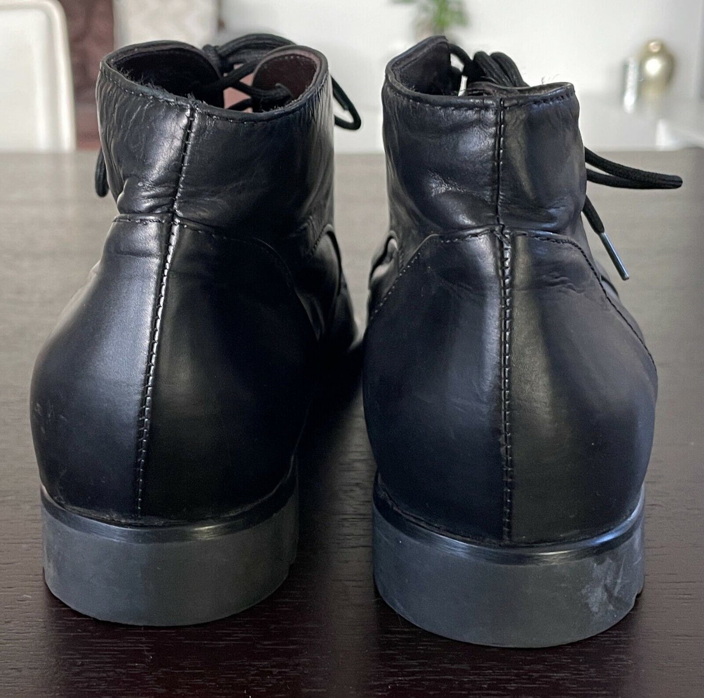 Ladies FILIPPO RAPHAEL Soft Black Leather Round Toe Tie Flat Ankle Boots Sz 39