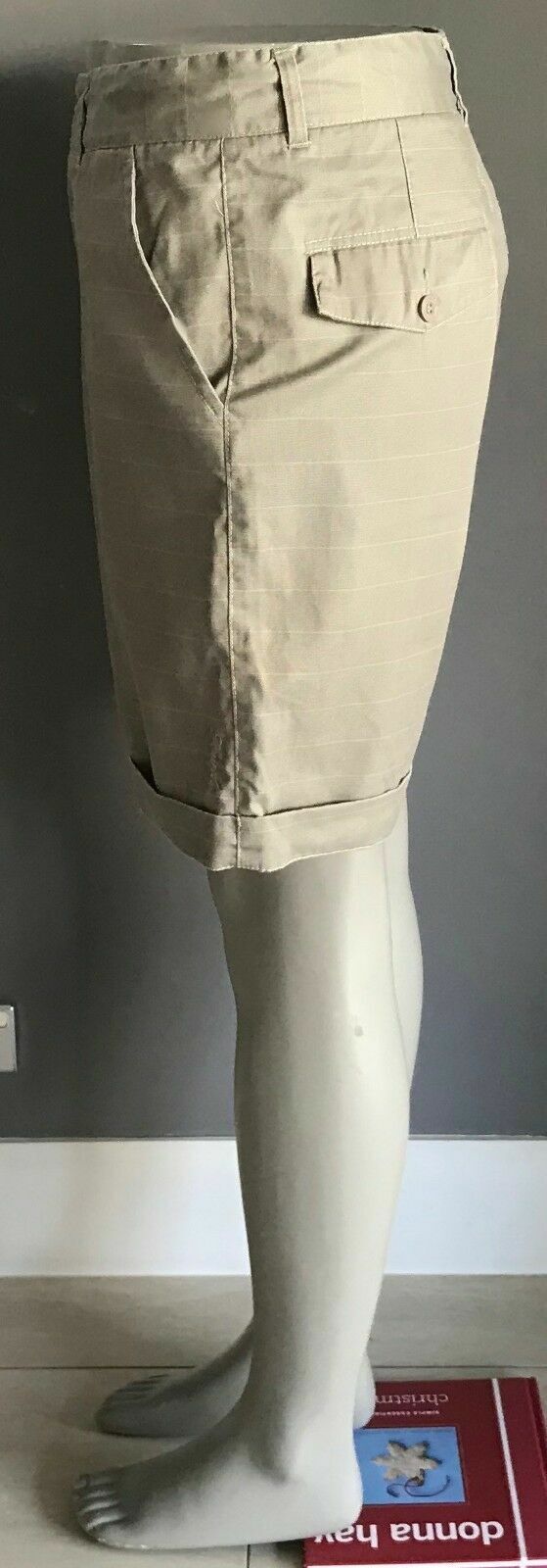 Long Shorts HURTLE Light Khaki Stripe Cuffed Leg Casual  Shorts Mens Size M