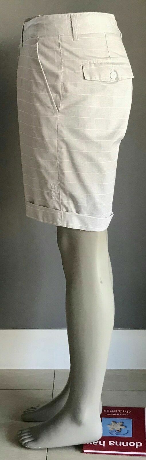 Casual Shorts HURTLE Mens Light Grey & White Stripe Cuffed Hem  Size M