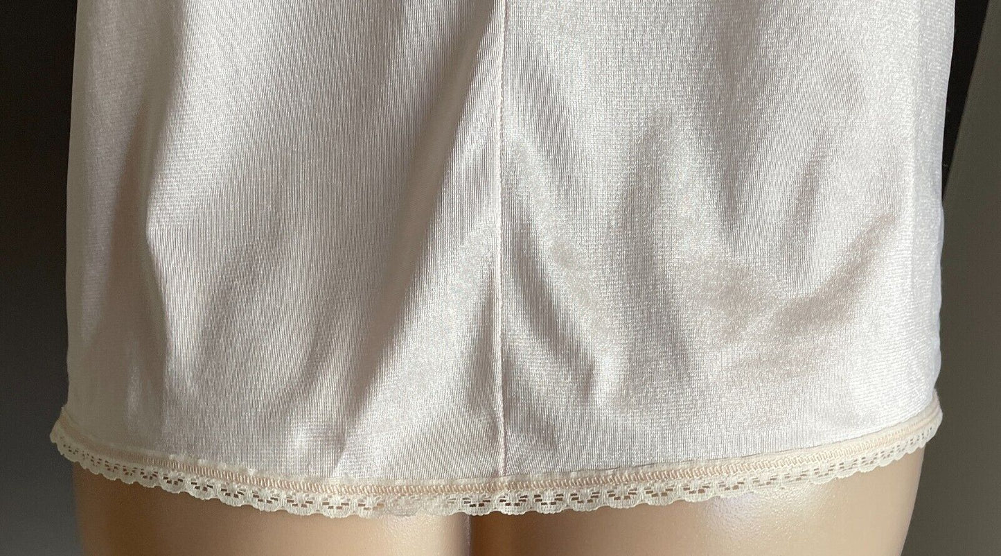 Vintage Nylon Camisole Light Beige Lace Trim Adjustable Straps Size 10 Cami