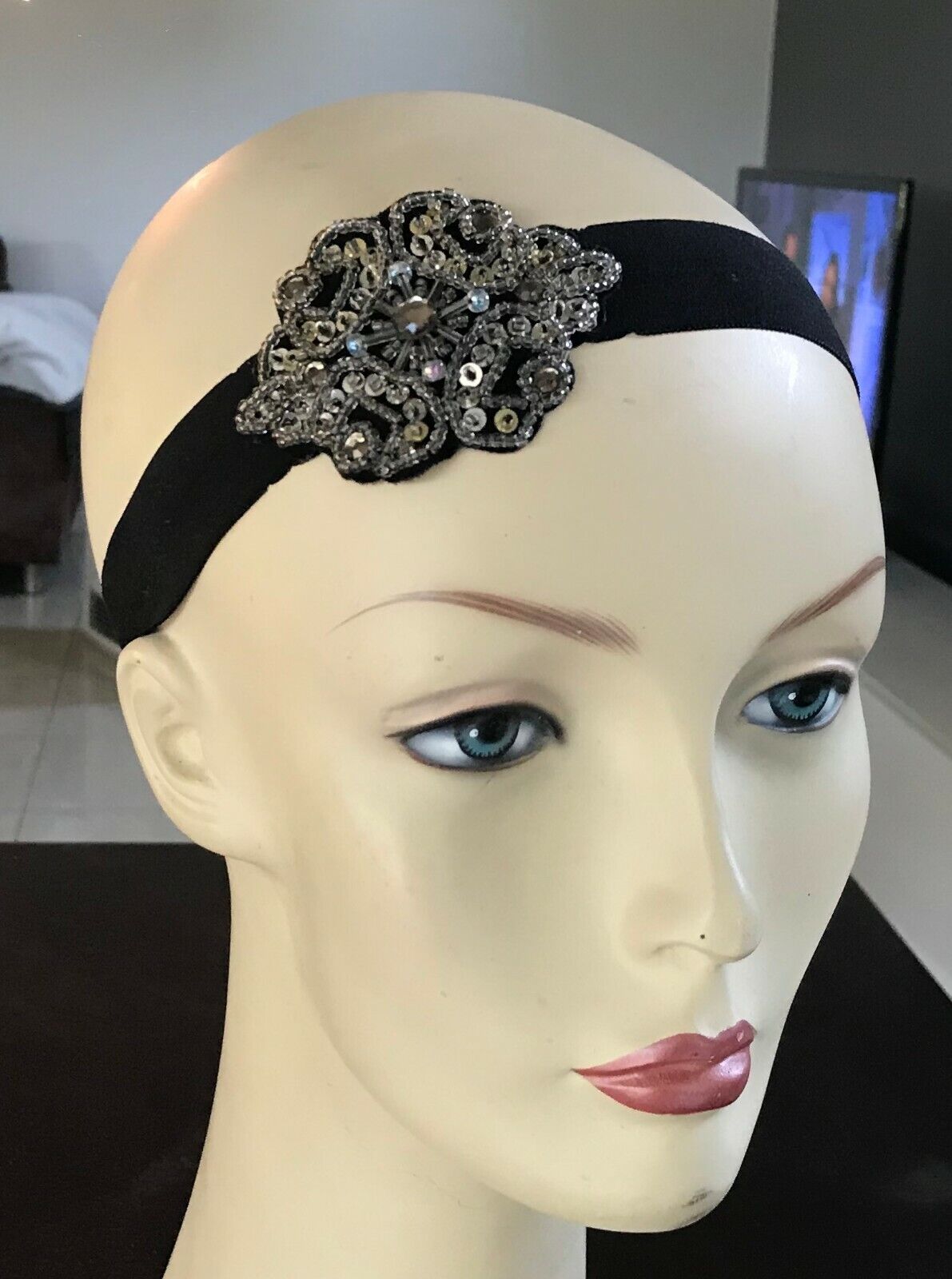 HEADBAND Black Stretch Hair Band w Bead Sequin & Crystal Trim Applique One Size