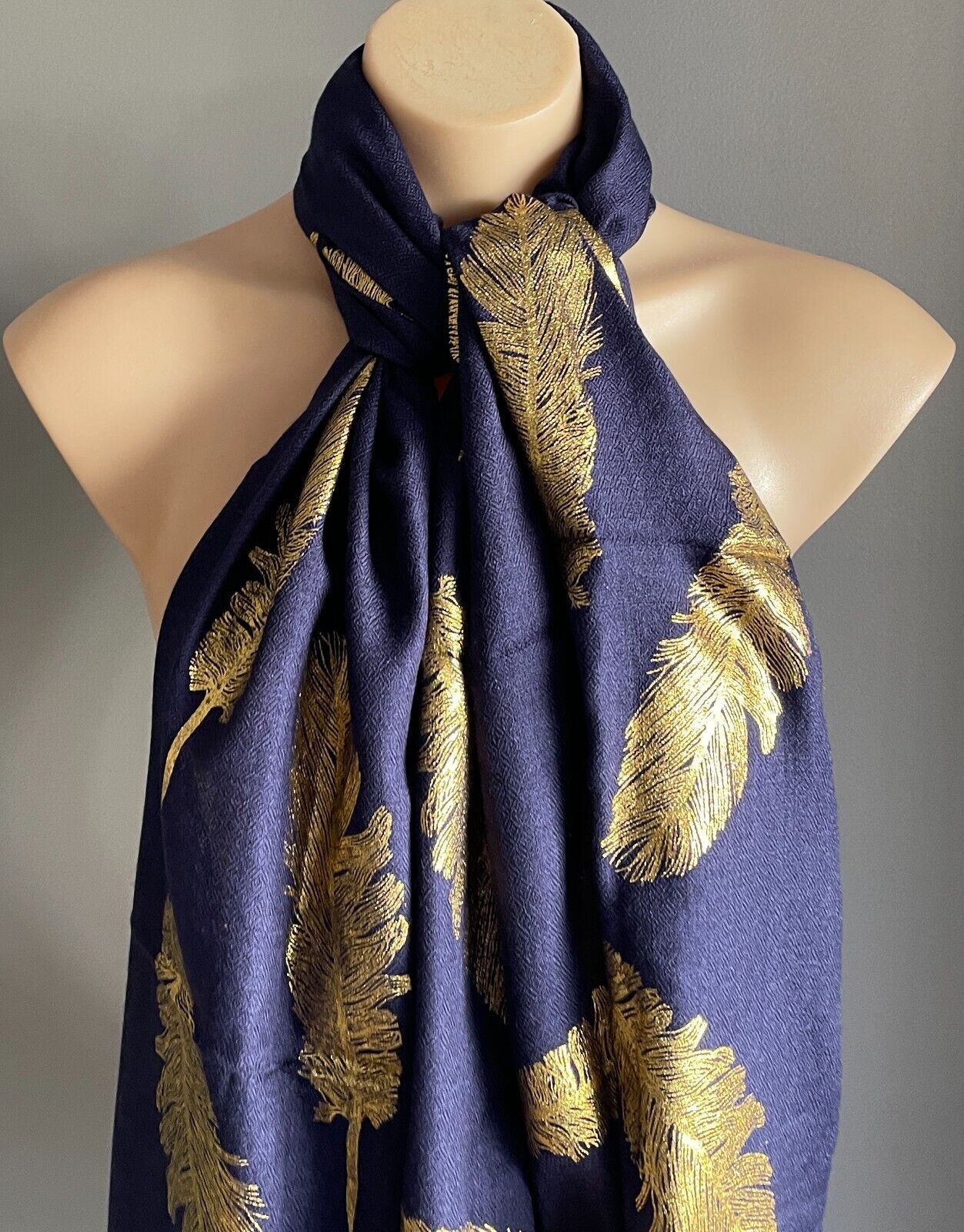 PASHMINA Scarf Blue and Gold Feather Print Rectangle NEW in Pack Gorgeous