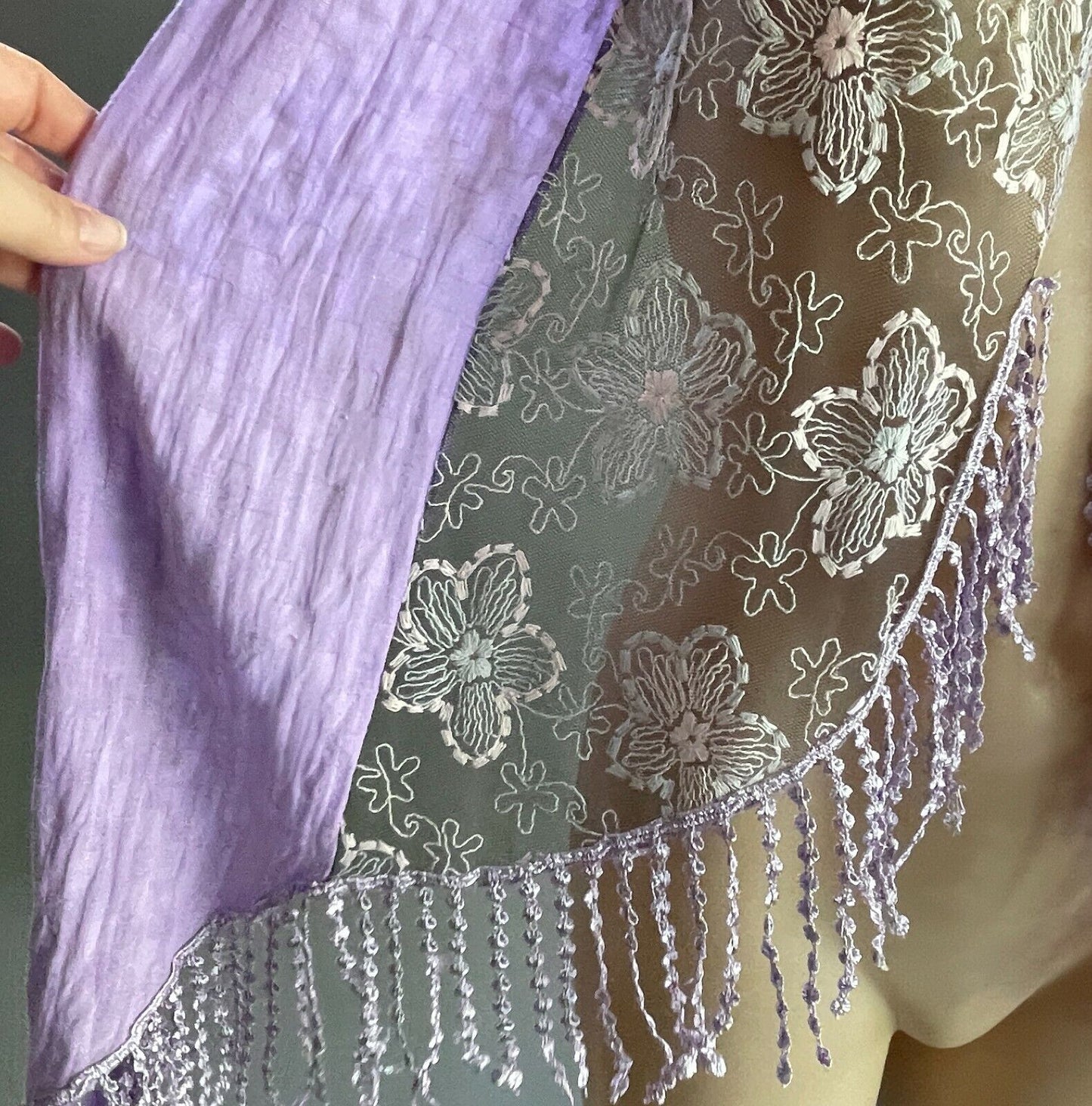 SCARF Mauve & Black Net w Pink & Grey Floral Embroidery Purple Lace w Fringe