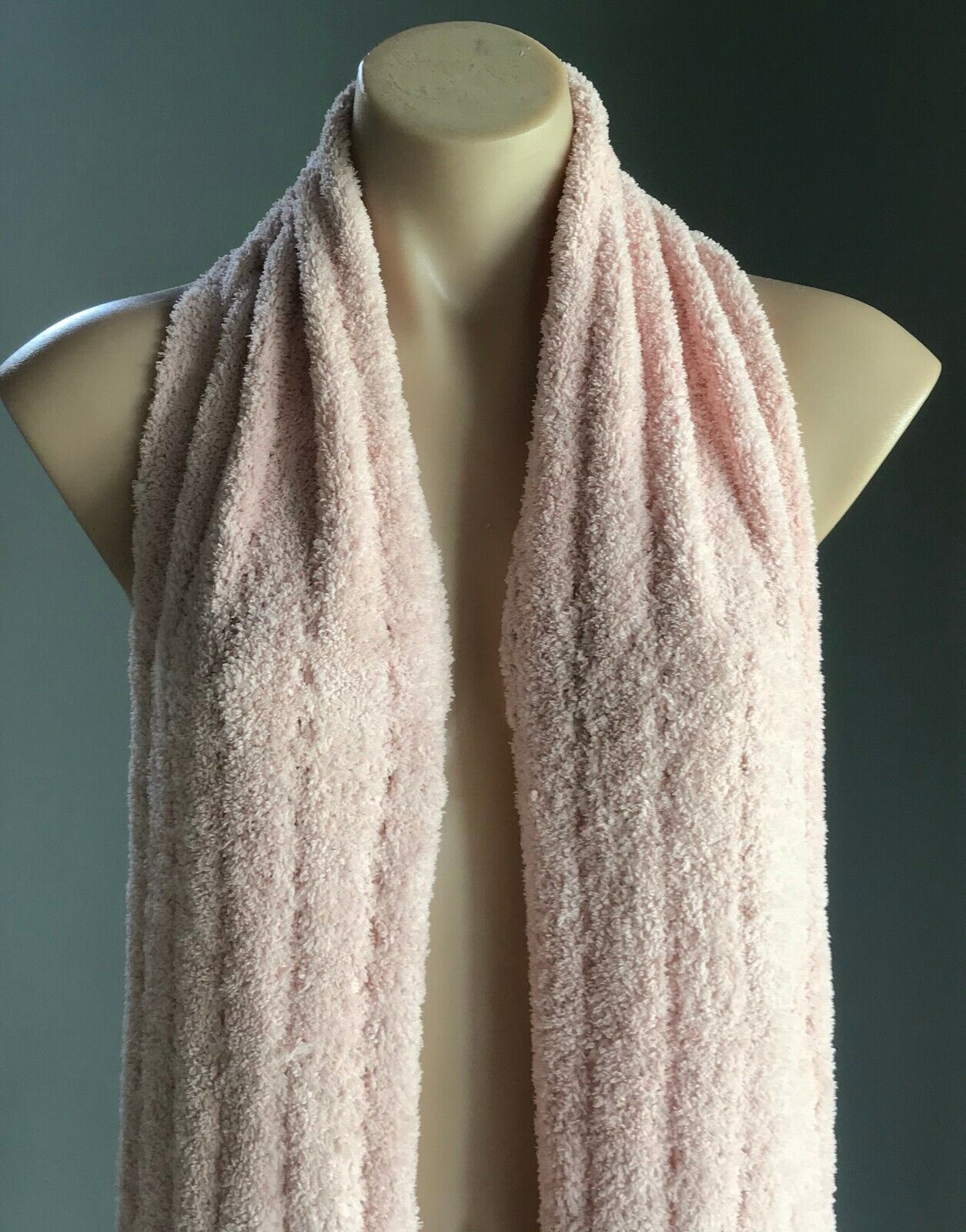 SCARF Handmade Knit Fluted Baby Pink Wool w Fringe Super Soft Wool Pile Long