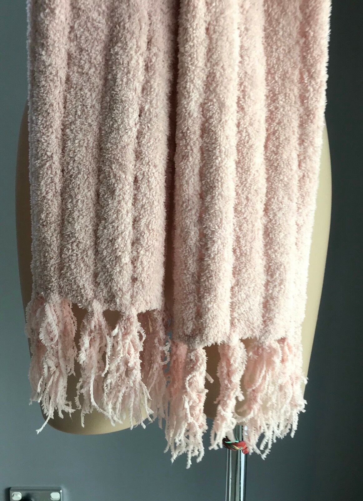 SCARF Handmade Knit Fluted Baby Pink Wool w Fringe Super Soft Wool Pile Long