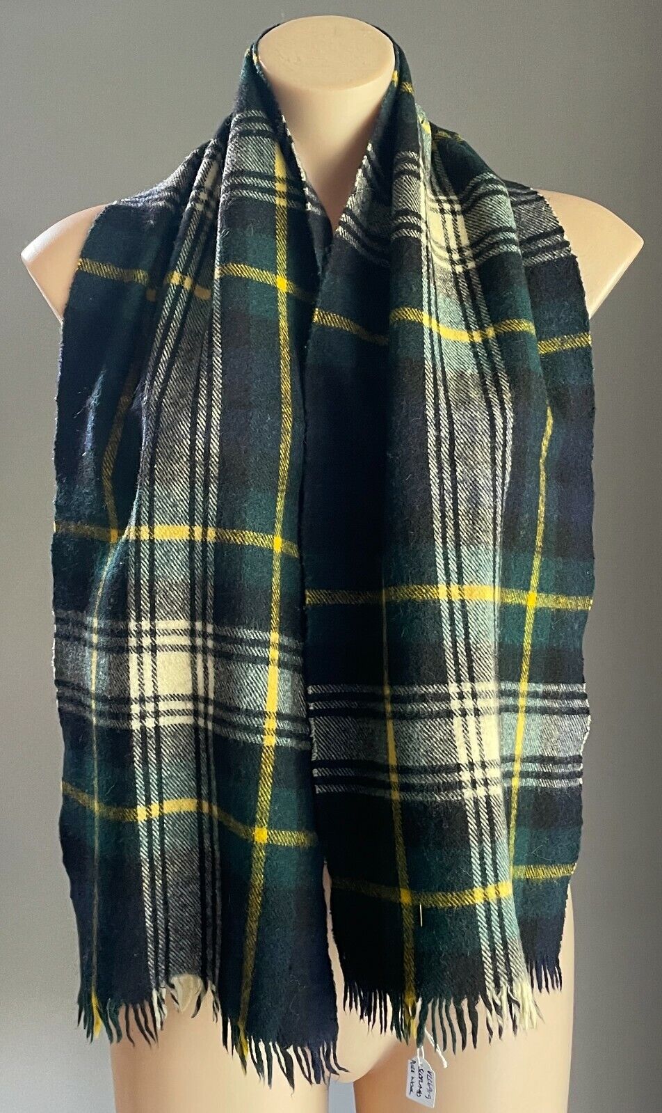 HILLTOP BRAND Neck Scarf 1960s w Fringe Wool Knit Green Check Tartan Mens Vtg