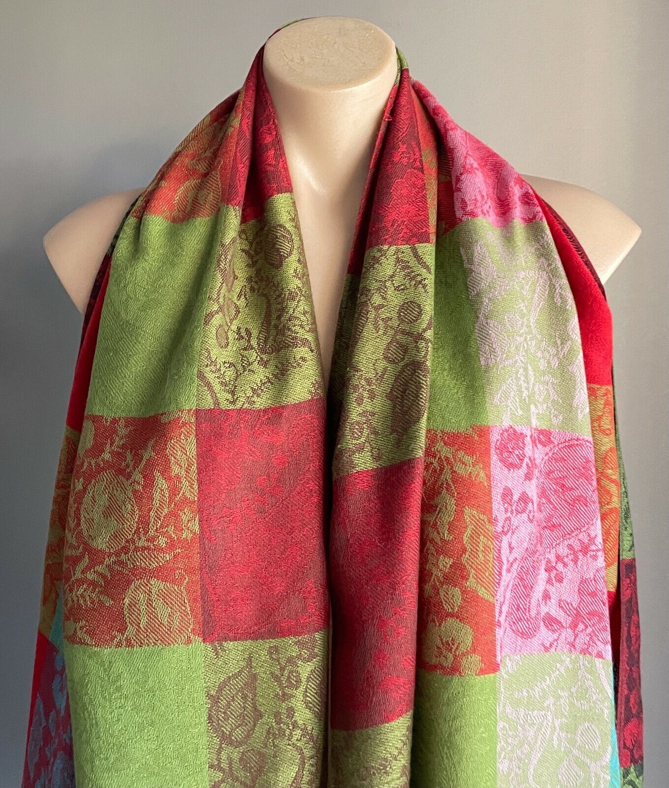 ESPRIT Scarf w Fringe Multi Colour & Print Large Check Rectangle Neck Wrap NEW